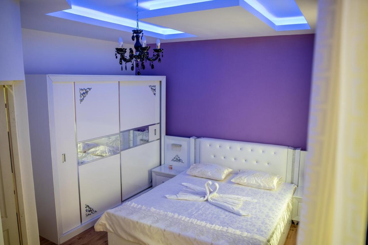 Casa Robi Hotel Pestisani Ngoại thất bức ảnh